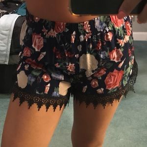 floral shorts